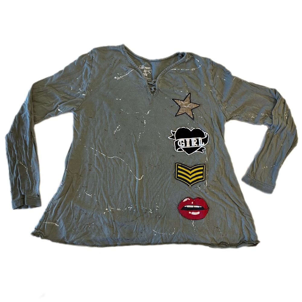 Flowers by Zoe long sleeve tee with embroidered patches
